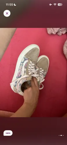 tênis vans florido