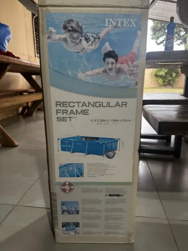 Piscina Inflável Intex 220x150cm Small Frame
