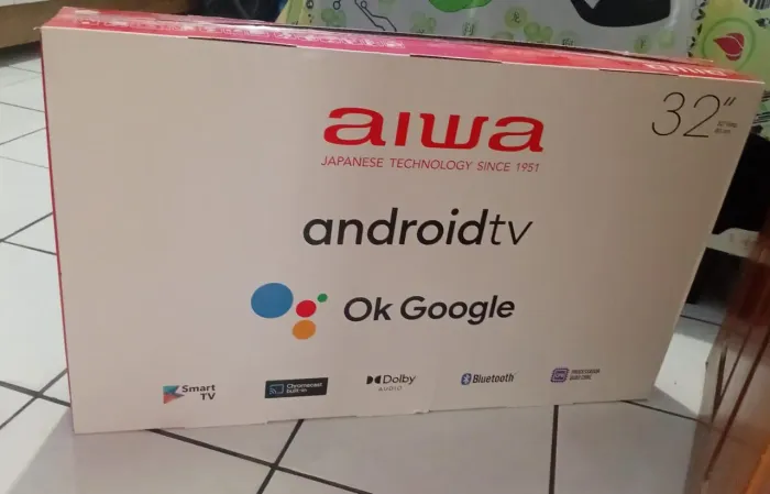 VENDO TV 32 POLEGADAS AIWA NOVA NA CAIXA  COM GARANTIA E NOTA FISCAL