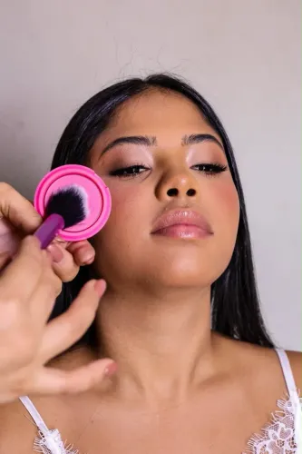 Maquiadora Profissional (maquiagem)