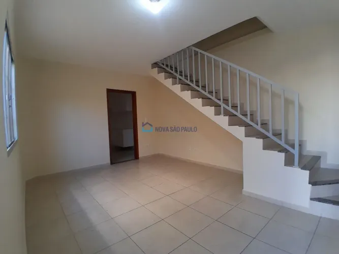 Sobrado para locação na Vila Guarani