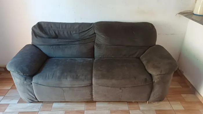 SOFÁ 3 LUGARES 