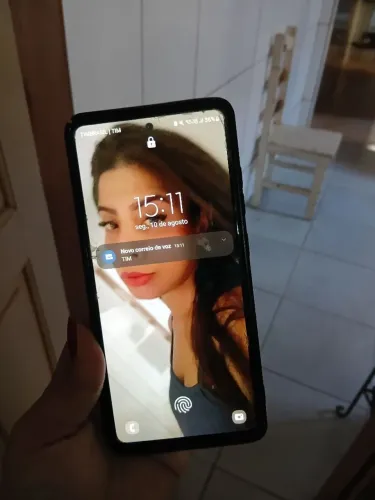 Samsung Galaxy S20 FE 128GB - Estado de Novo + Carregador Ultra Rápido e 2 Capinhas