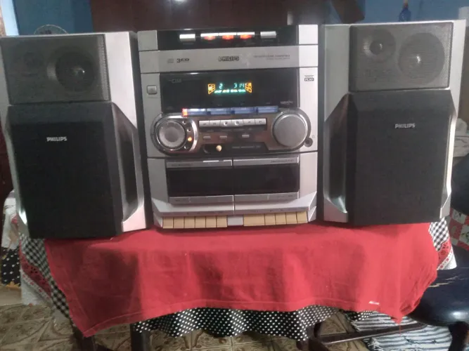 SOM PHILIPS COM BLUETOOTH 