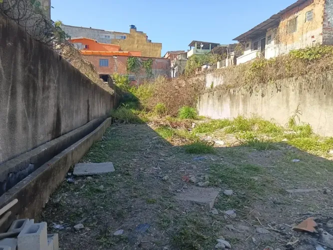 Terreno de 500m2 em excelente localização em Americanópolis