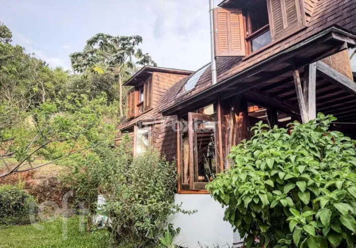 Casa à venda Servidão Arapongas, Ribeirão da Ilha - Florianópolis