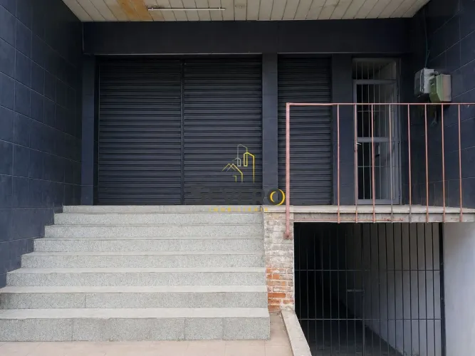 Loja Ponto Comercial - 170m² na Alfredo Backer - Mutondo SG.