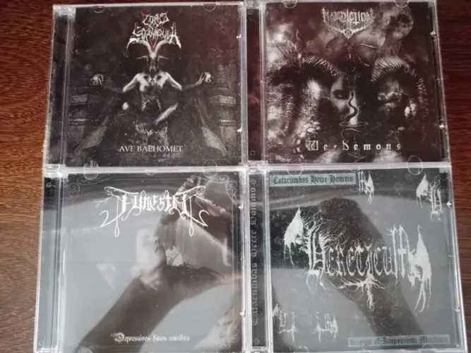 cd black metal lote com 4 cds a