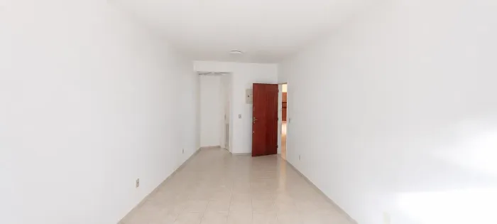 SALA COMERCIAL, 37M² ÁREA TOTAL À VENDA EM CENTRO