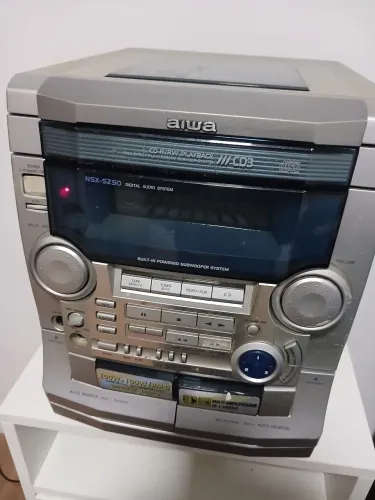 Central som aiwa pra conserto ou retirada peças