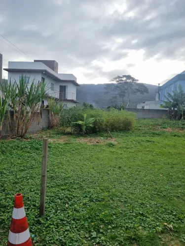 Terreno no Rio tavares próximo ao FORT