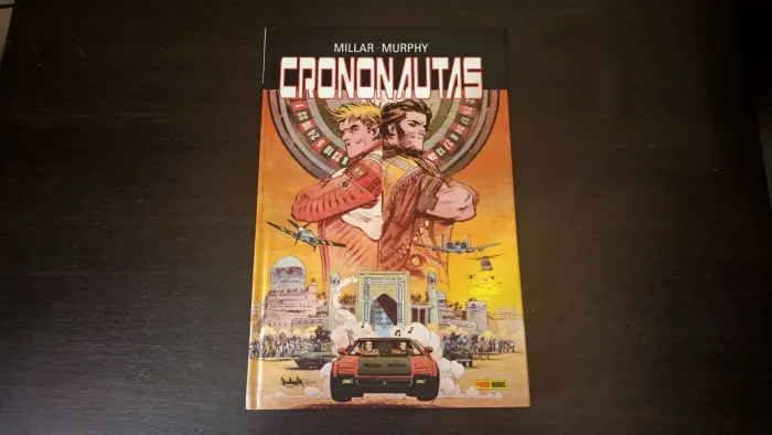 Crononautas - Mark Millar - HQ Panini