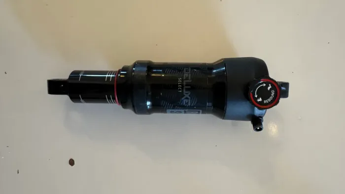 Shock rock shox deluxe select 190/ 37.5 mm