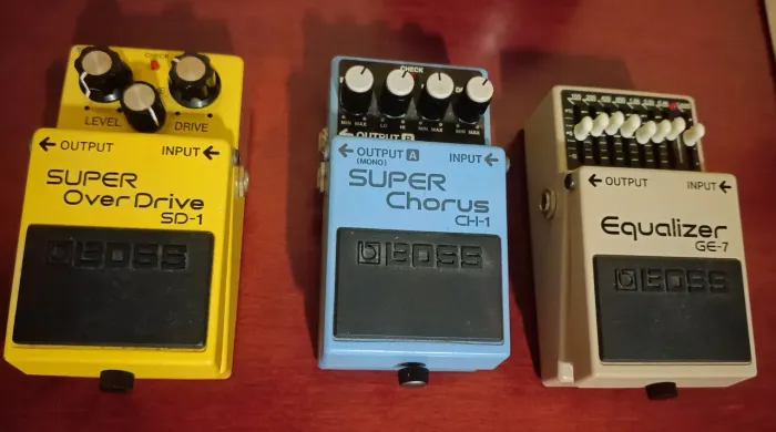 Pedais de efeito para guitarra marca Boss (novo/pouco uso)