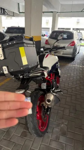 BMW G 310R menos de 10 mil kms