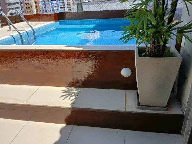 Restaure seu piso com resina e vernizes acrilico