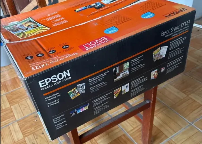 Epson Stylus TX123 Multifuncional NUNCA USADA