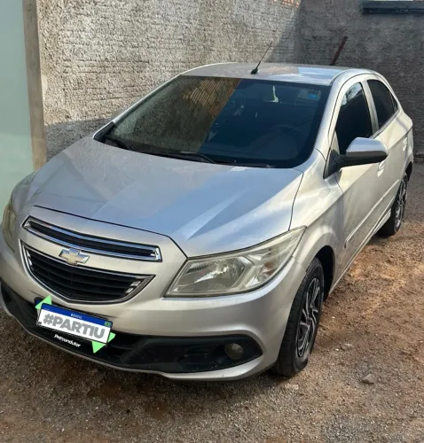 Chevrolet Onix Hatch LT 1.0 8V Flex Power Mec. 4P 2013