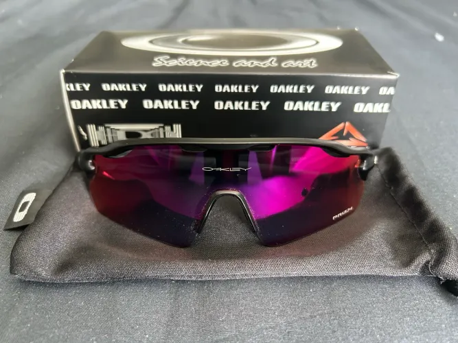 Oculos oakley