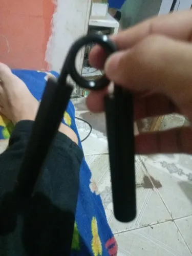 Vendo hand grip de 100 lb 45 kg metal pagamento via pix