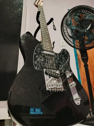 Guitarra Telecaster Waldman Nova