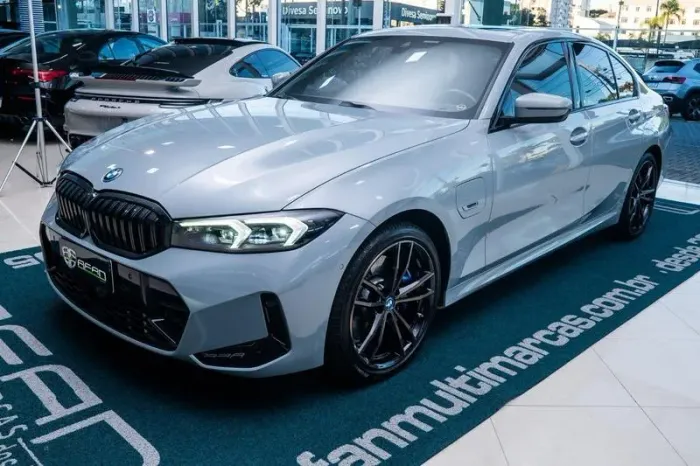 BMW 330E M Sport 2.0 Turbo Híbrido AU 2023