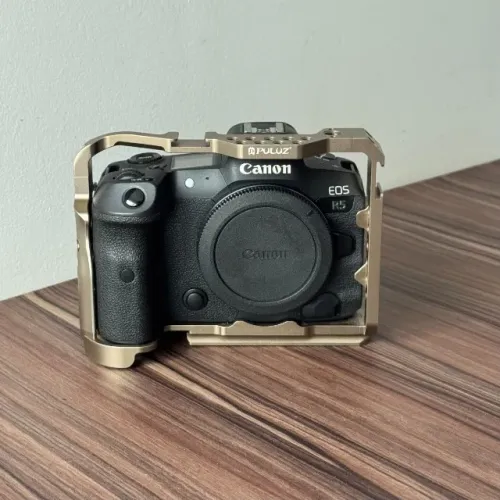 Canon EOS R5