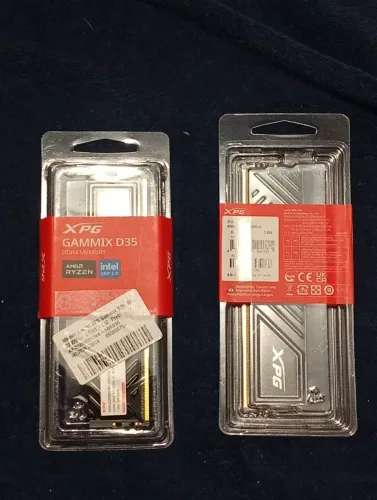 Duas Memórias Ram XPG 8GB 3200mh
