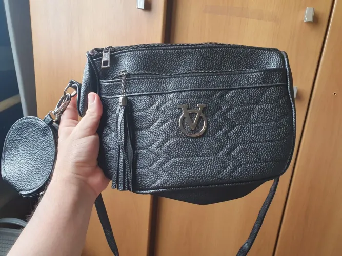 BOLSA PRETA FEMININA COM PORTA MOEDA