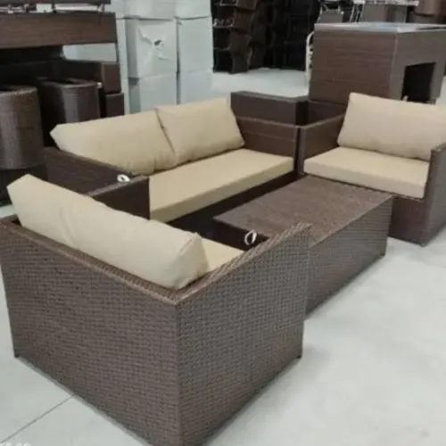 Conjunto de sofá em fibras sinteticas. 