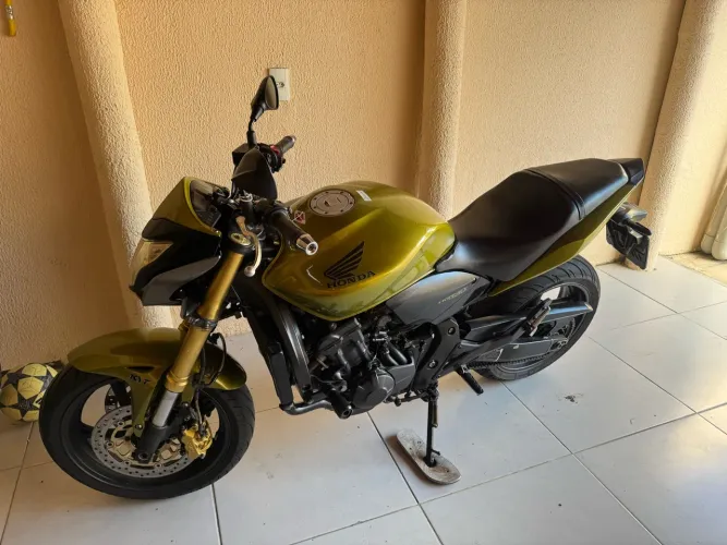 Hornet 600 2012