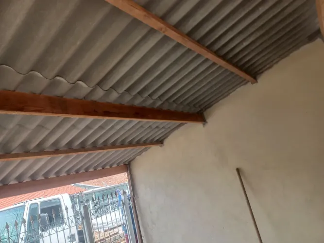 Pedreiro. Telhadista