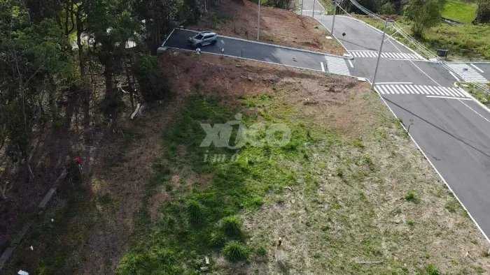 MARAVILHOSO TERRENO COM VISTA