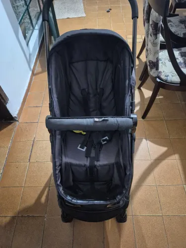 Carrinho Bebê Semi-Novo