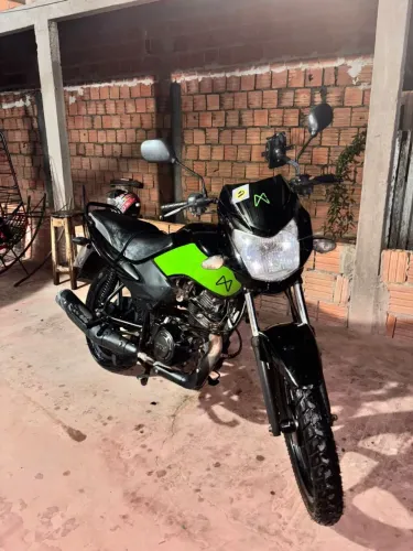 Vende-se MOTTU SPORT no ponto de transferência