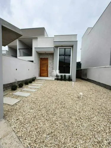 Casa solta com 3 quartos na limeira - Brusque