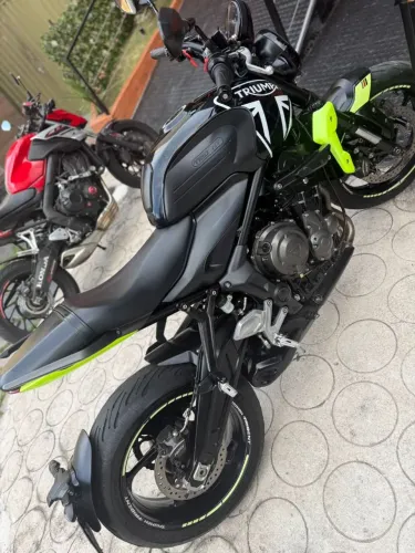 Triumph Trident 660 2024 81cv Preta