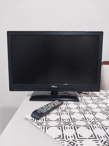 TV LED 24"