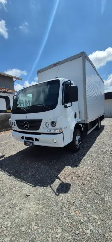 Mercedes Benz Accelo 10016