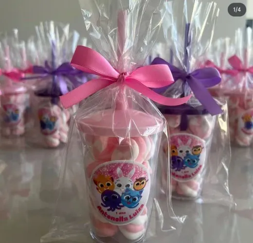 Lembrancinha personalizada - Copo com canudo