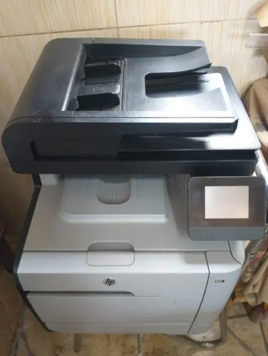 Impressora Multifuncional HP Laserjet MFP M476NW COLOR