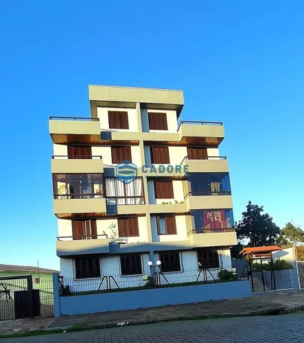 APARTAMENTO DUPLEX TRÊS DORMITÓRIOS NO CRUZEIRO