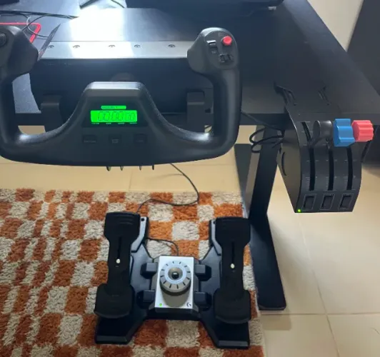 Kit simulador de voo completo Logitech (manche, manete e pedal)