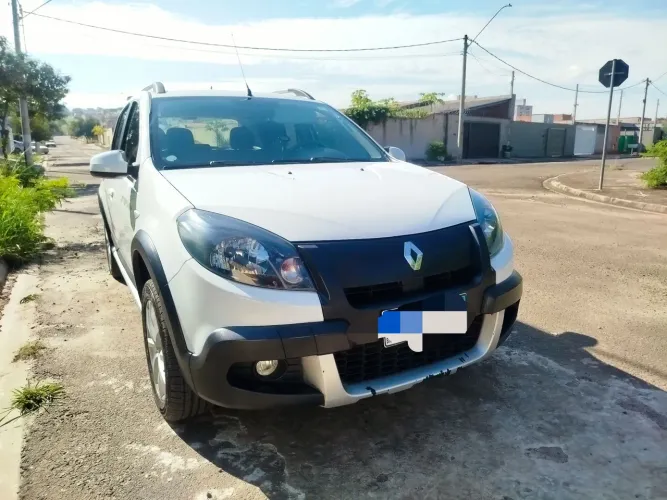 Renault Sandero Stepway Hi-power 1.6 8V 5P 2014