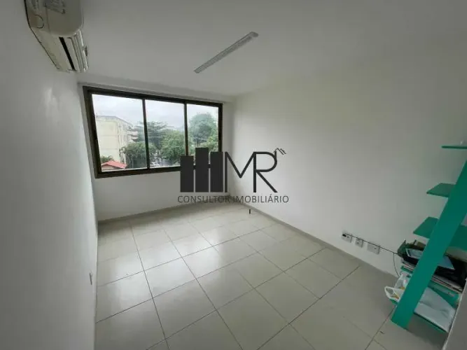 Sala para locação na Freguesia Jacarepaguá