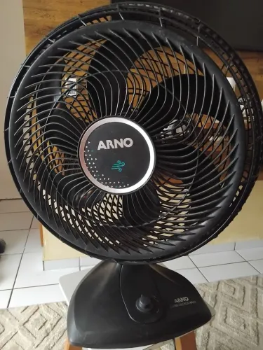 Ventilador de mesa 40cm Marca Arno