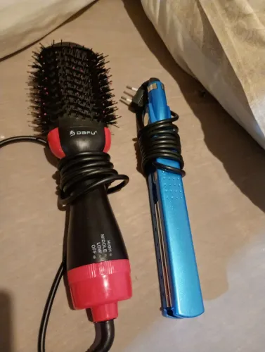 Escova secadora + chapinha 