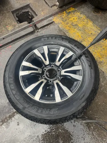 Rodas aro 18 original S10