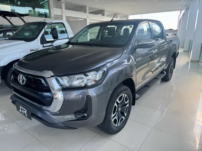 Toyota Hilux CD SRV 4X4 2.8 TDI Diesel Aut. 2022