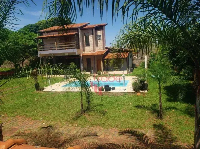 Chácara à Venda de 03 Quartos no Bairro Jardim Ouro Branco em Ribeirão Preto com Piscina.